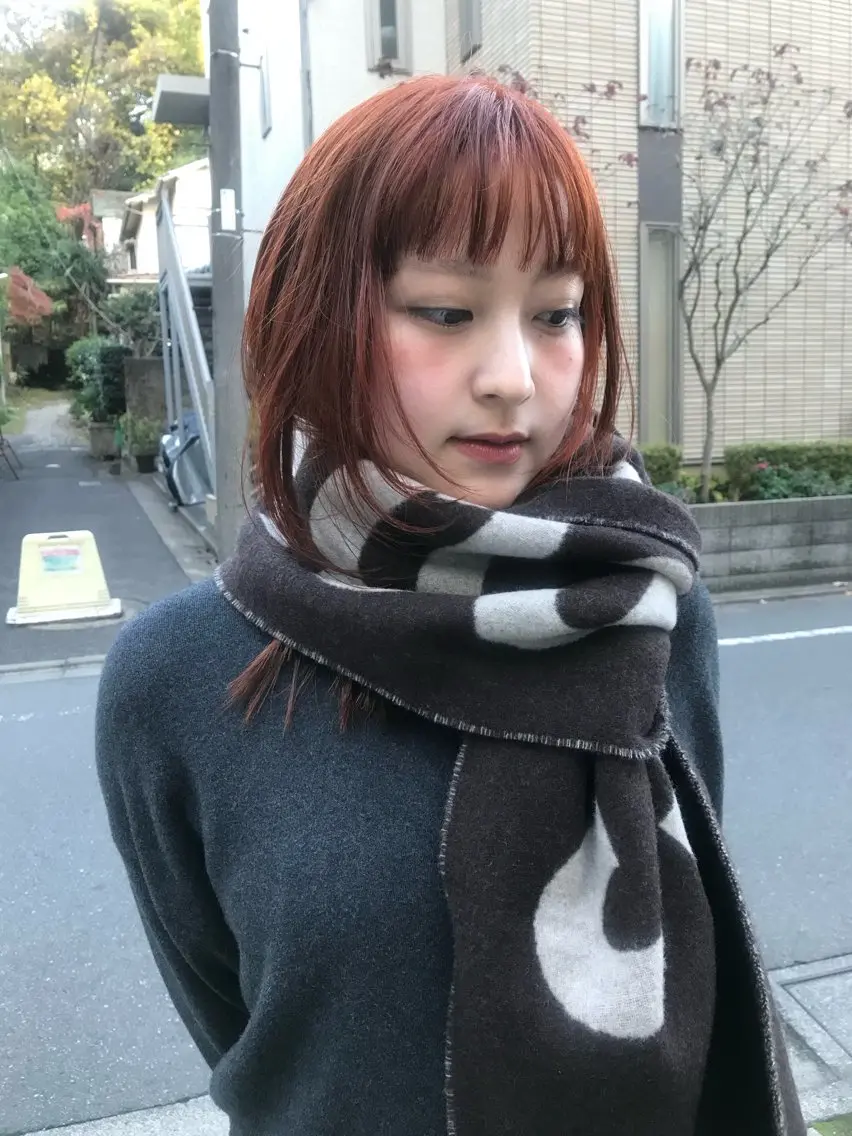 セミロング カット ヘアカラー yuka 🪶のヘアスタイル