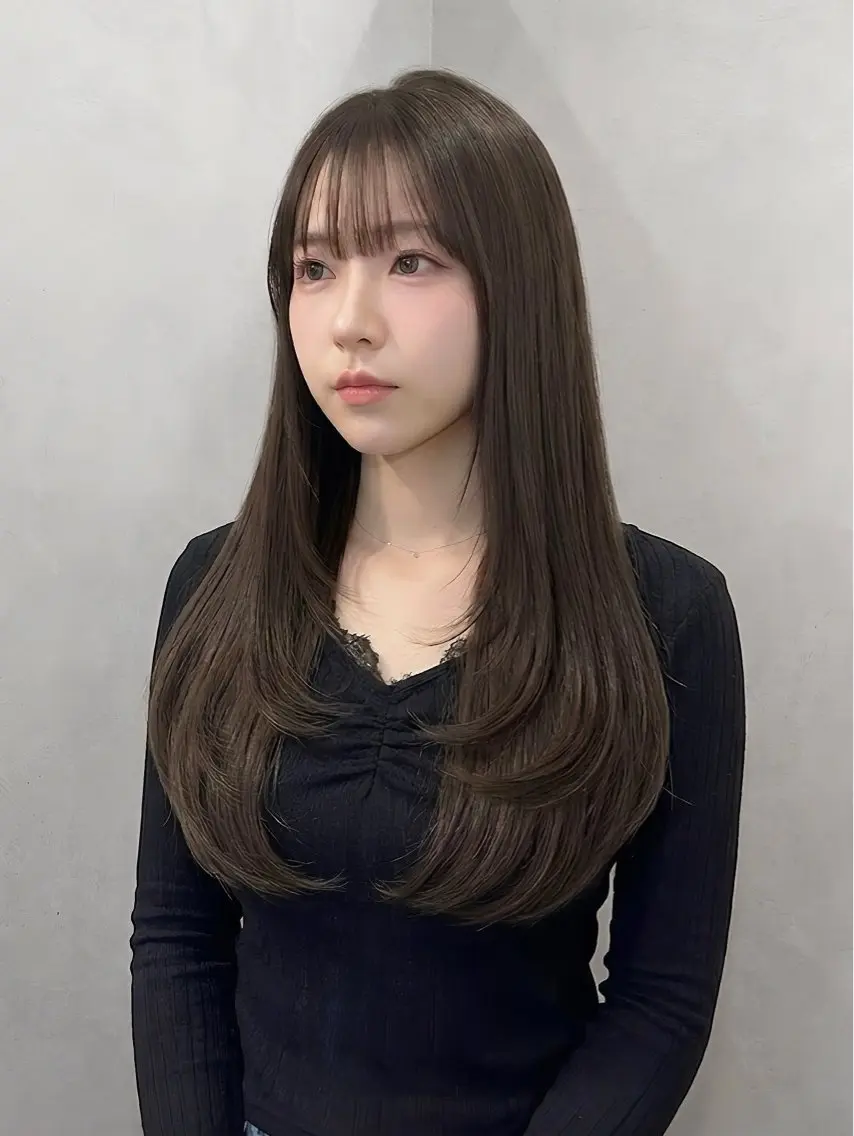 ロング カラー ベージュカラー ブリーチ ブラウンカラー ショコラブラウン ショコラグレージュ 吉田勇人🩶レイヤー •透明感カラー•暗髪のヘアスタイル