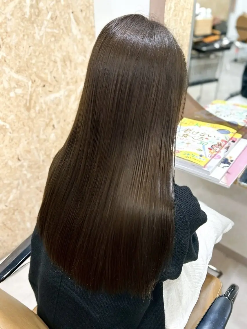 カラー ヘアカラー 本田 彩乃のヘアスタイル