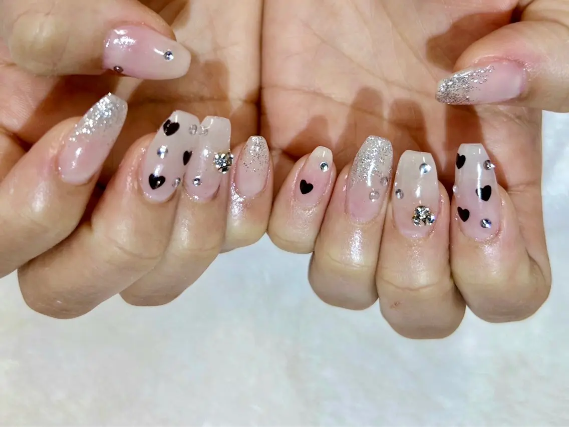 ネイル 長さ出し ハート ワンホンネイル ハンドネイル 心斎橋Salon Epokkuのネイルデザイン