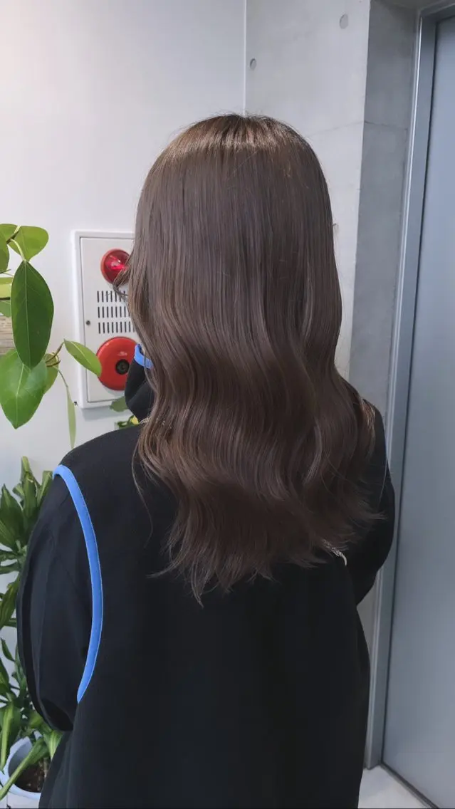 ミディアム カラー カット ヘアカラー トリートメント 🌫️大人韓国ヘア 🌫️naoyaのヘアスタイル