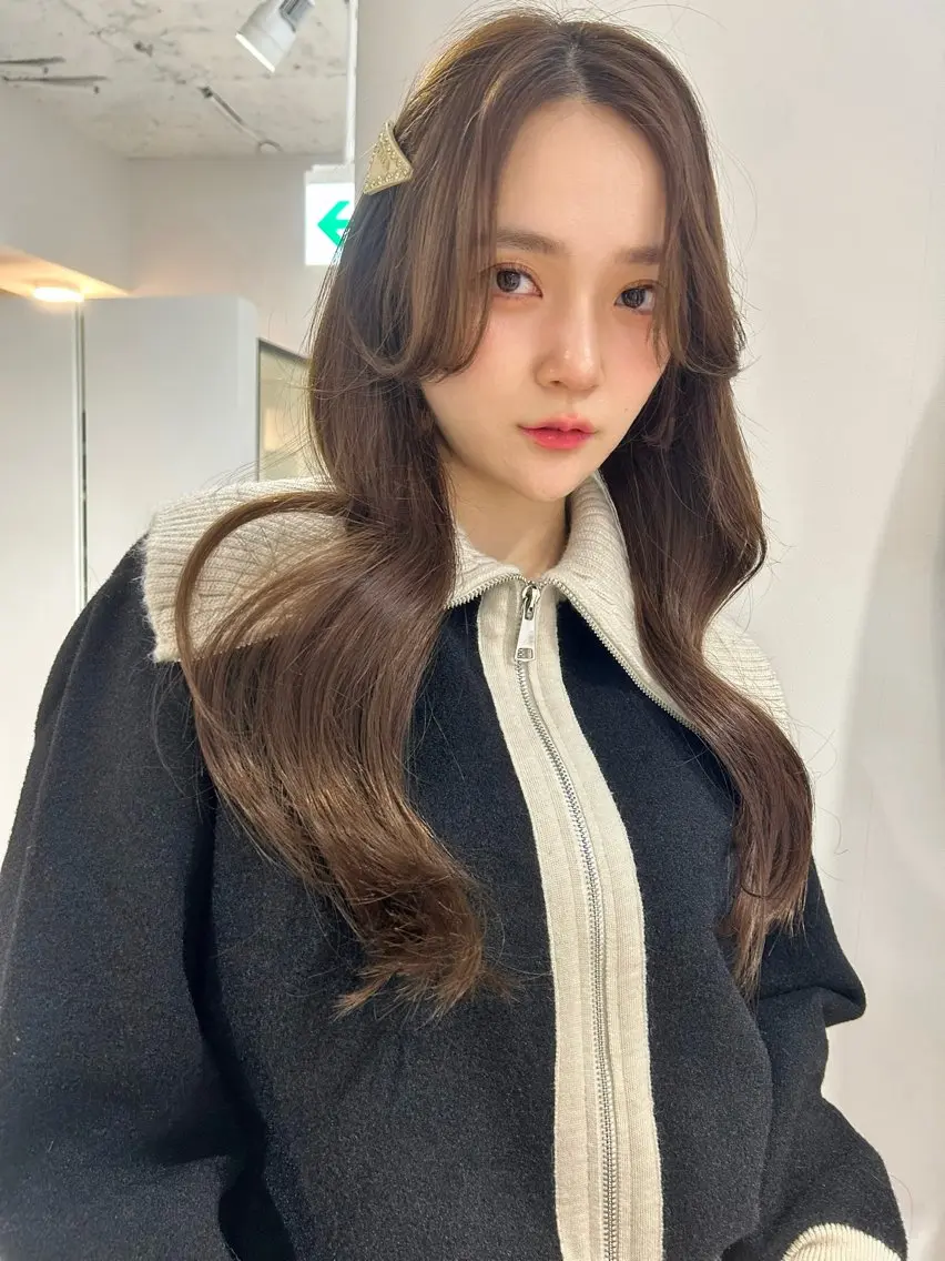 🌟🇰🇷【平日指名限定】🇰🇷🌟カット＋カラー＋ツヤトリートメントの写真