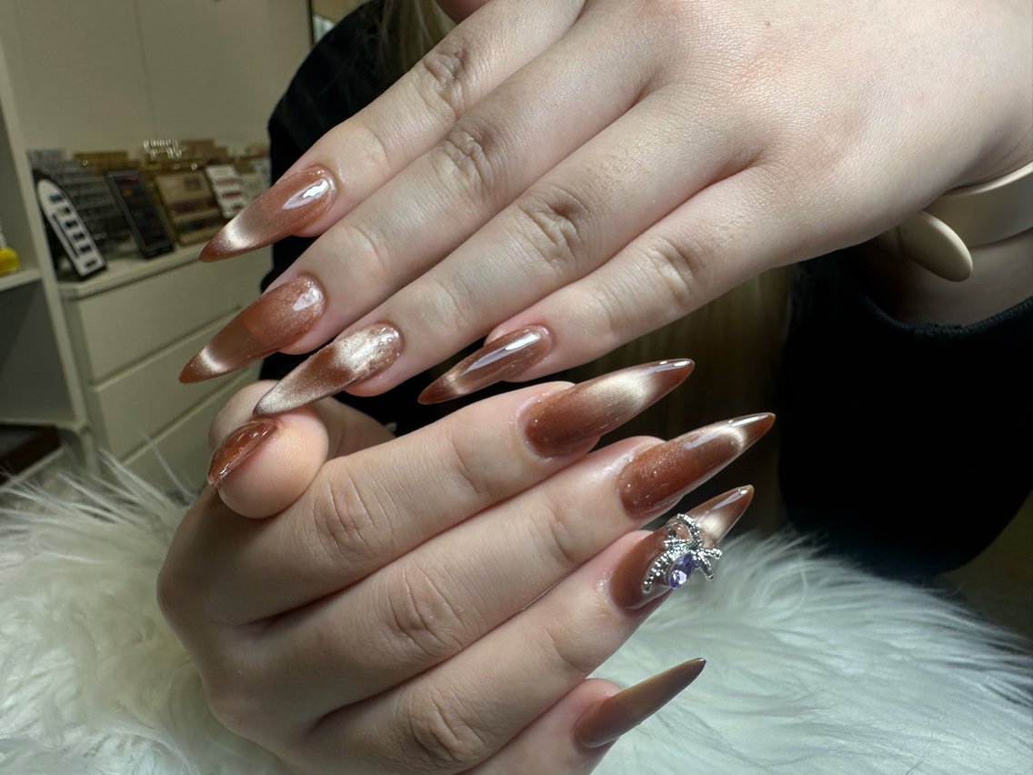 ネイル Nini 🎀のネイルデザイン