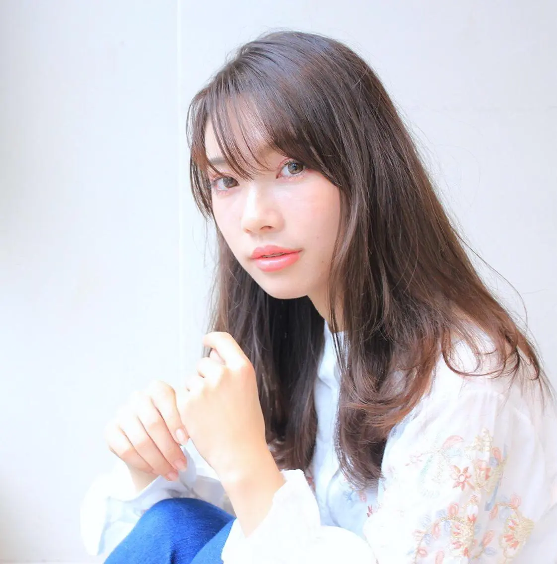 セミロング カット ヘアカラー 河野 薫のヘアスタイル