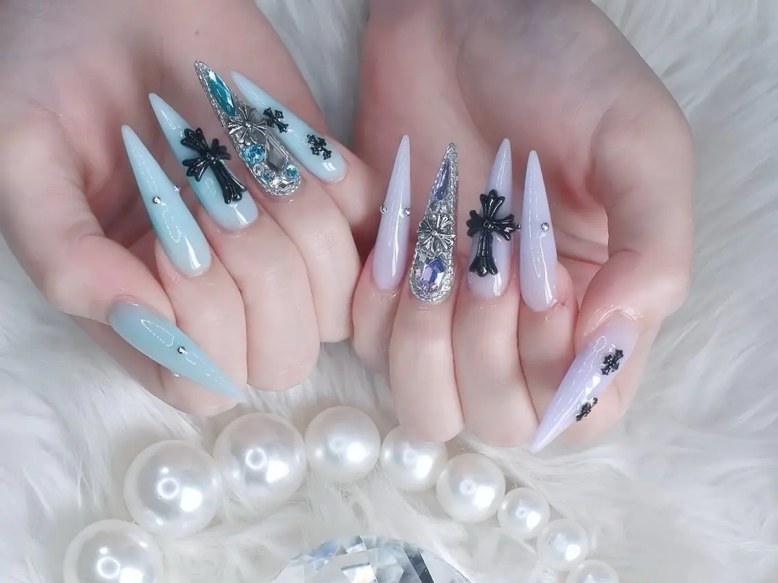 ネイル ブルー ジェルネイル ガーリー グラデーション グリーン ハンドネイル Rin Nail 新大久保店のネイルデザイン