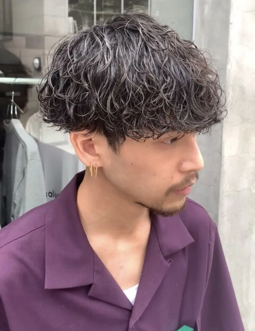 パーマ メンズ 中谷海里/フェザー パーマ/スパイキーのヘアスタイル