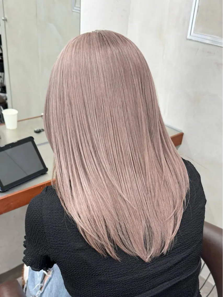 ロング カラー アッシュ ベージュカラー ブリーチ ブロンド ブラウンカラー カット ヘアカラー トリートメント ブリーチ ハイトーン 特化🌈フジタハルキのヘアスタイル