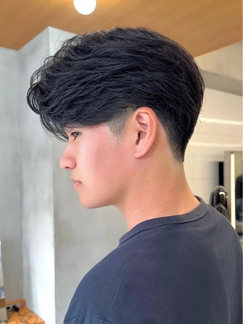 ショート 鎌田健 センターパート/渋谷のヘアスタイル