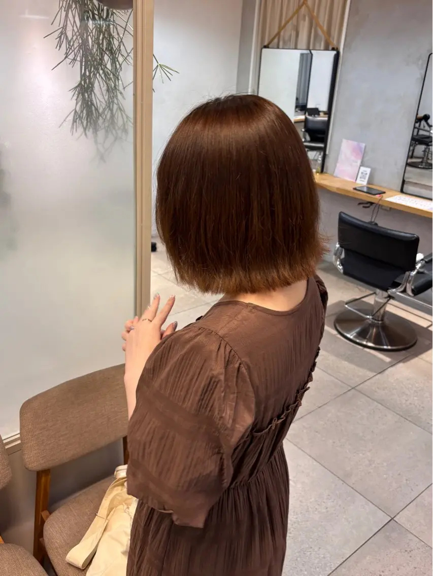 ショート カラー ノボリ モネ ／ Lomaliaのヘアスタイル