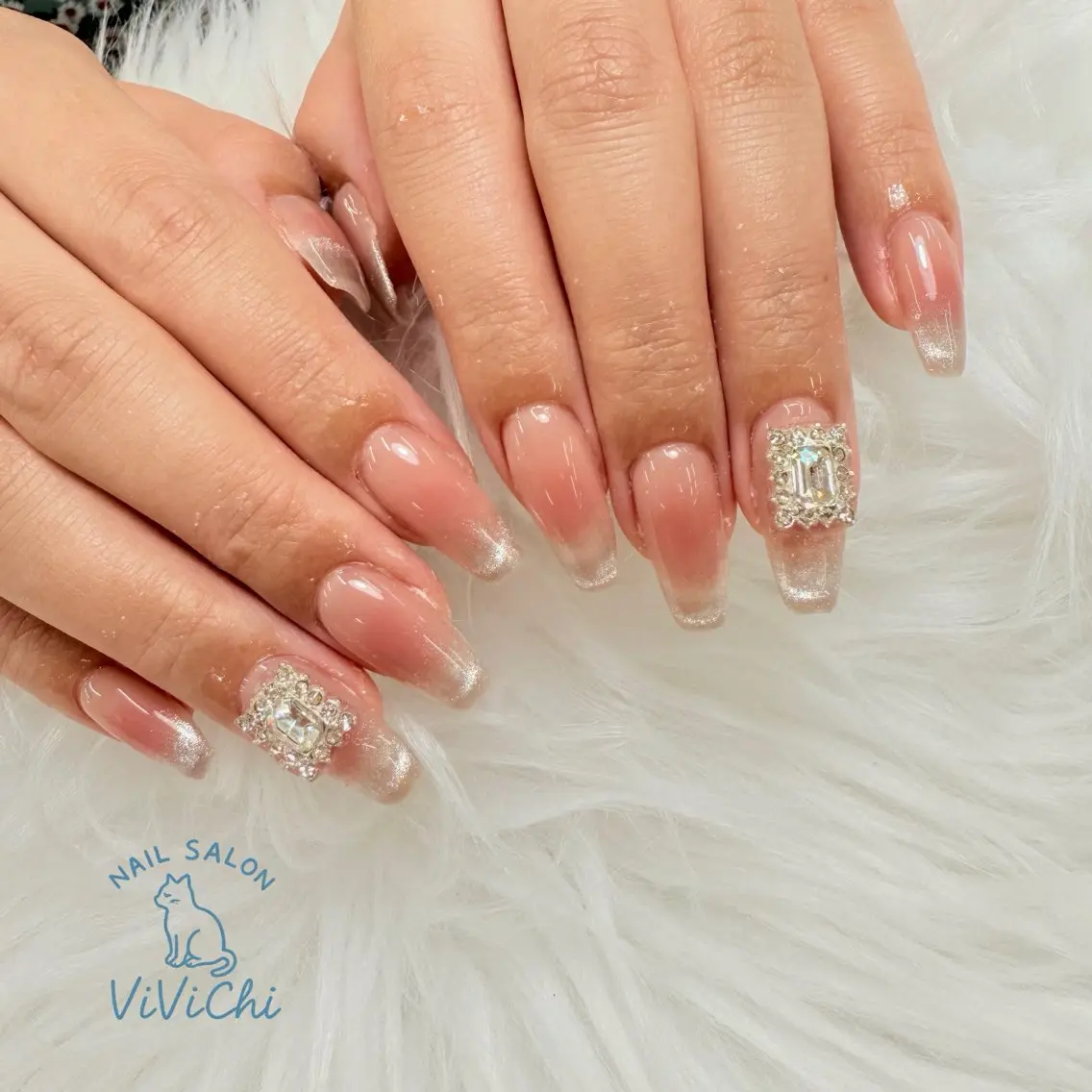 ネイル ViViChi 梨帆のネイルデザイン