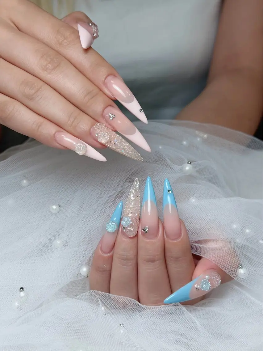 ネイル チークネイル ドット フレンチネイル グラデーション ハート ハンドネイル ハンドケア Eli Muse 新宿ネイルのネイルデザイン