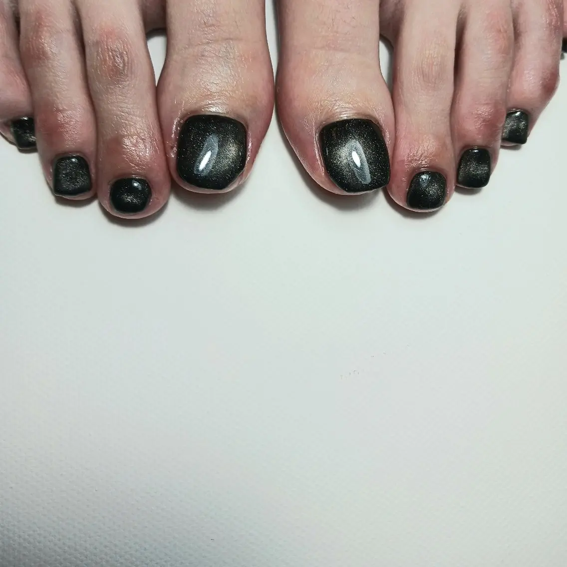 ネイル ジェルネイル キラキラネイル マグネットネイル 持ち込み ワンカラーネイル フットネイル owlnail /持込みデザイン専門のネイルデザイン