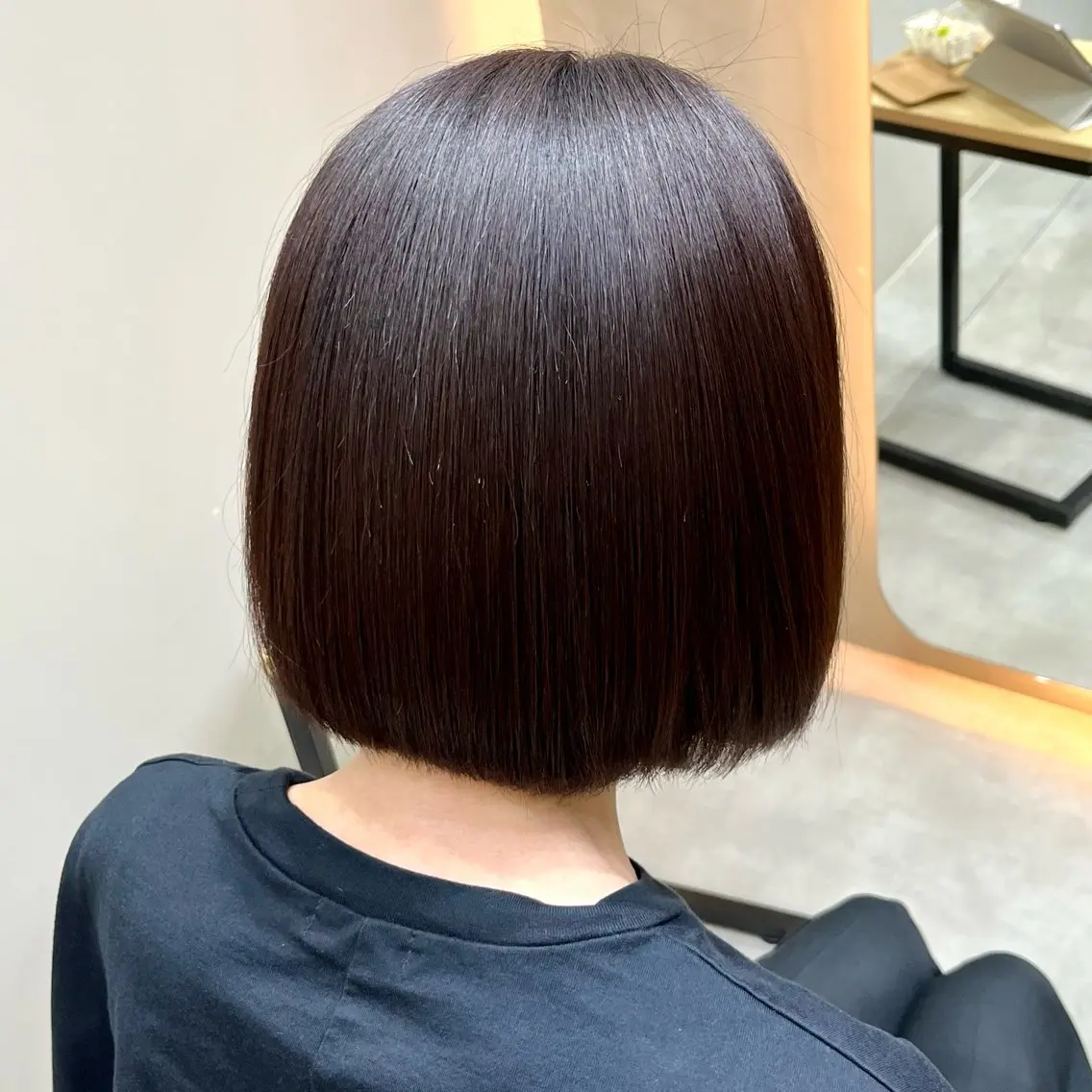 ミディアム おしゃれ染めで白髪を 染める/山口玲緒奈のヘアスタイル