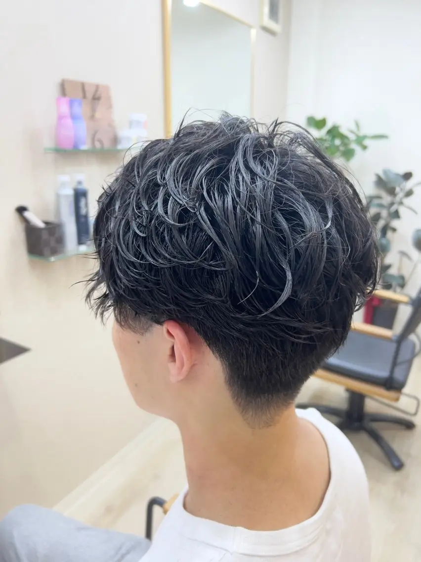 パーマ メンズ 加藤 諒のヘアスタイル