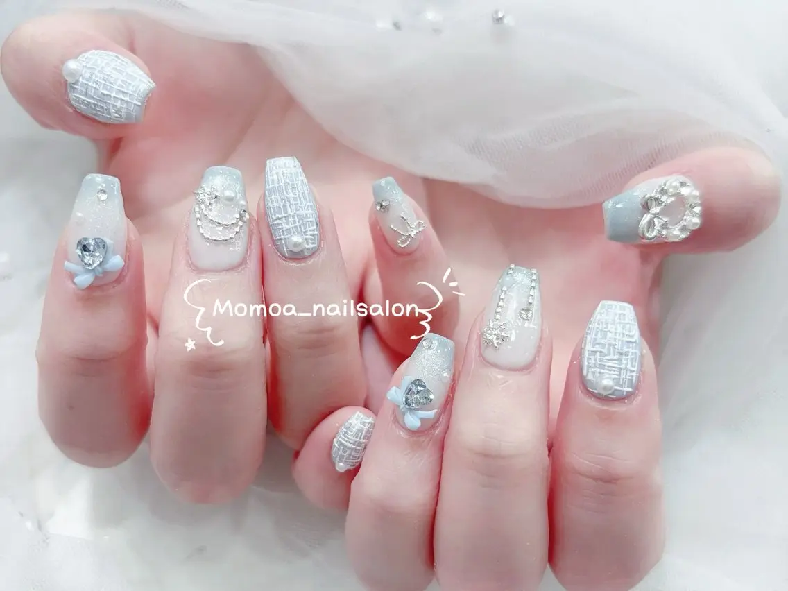 ネイル 成人式 大理石ネイル(マーブル) 持ち込み リボン 夏ネイル ハンドネイル MoMoA Nail ネイル長さ出し専門店のネイルデザイン