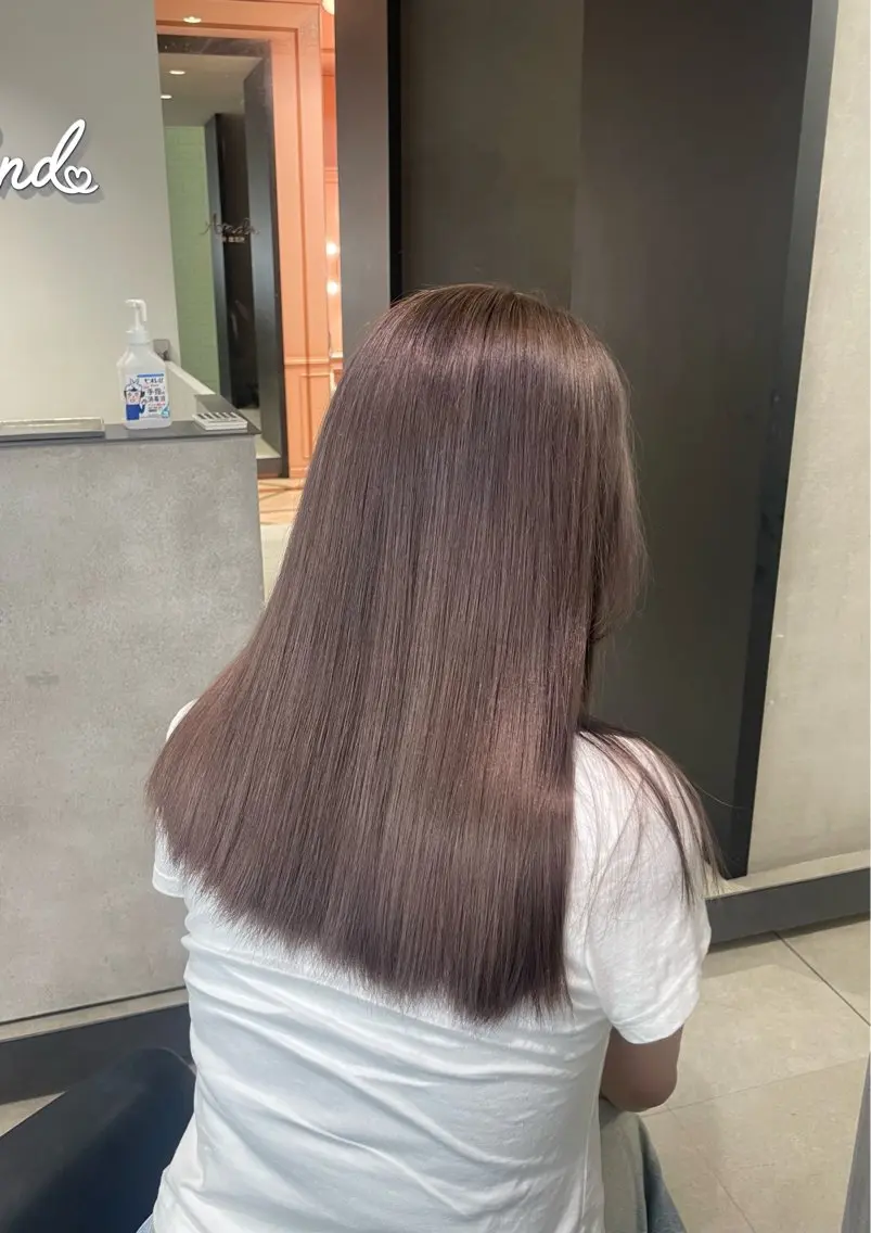 カラー offwhite Nano🪩🧡のヘアスタイル