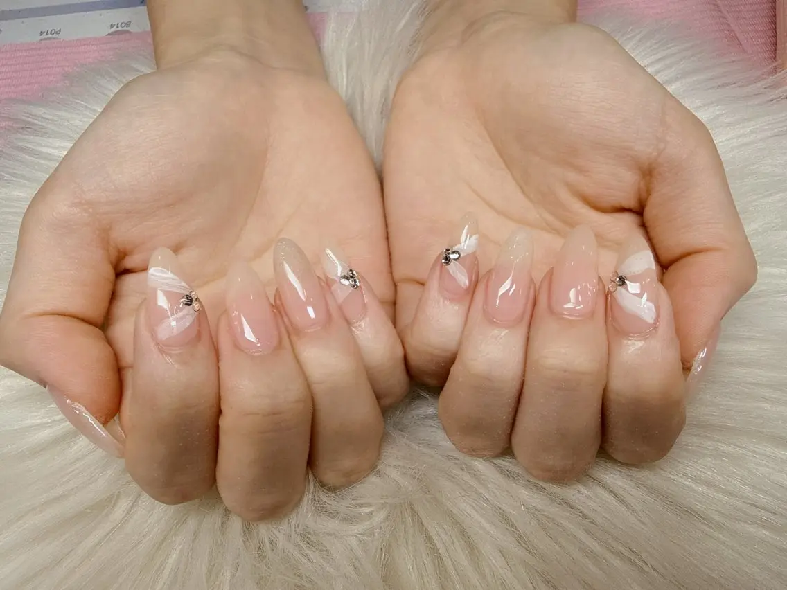 ネイル Amoureuse Satomiのネイルデザイン