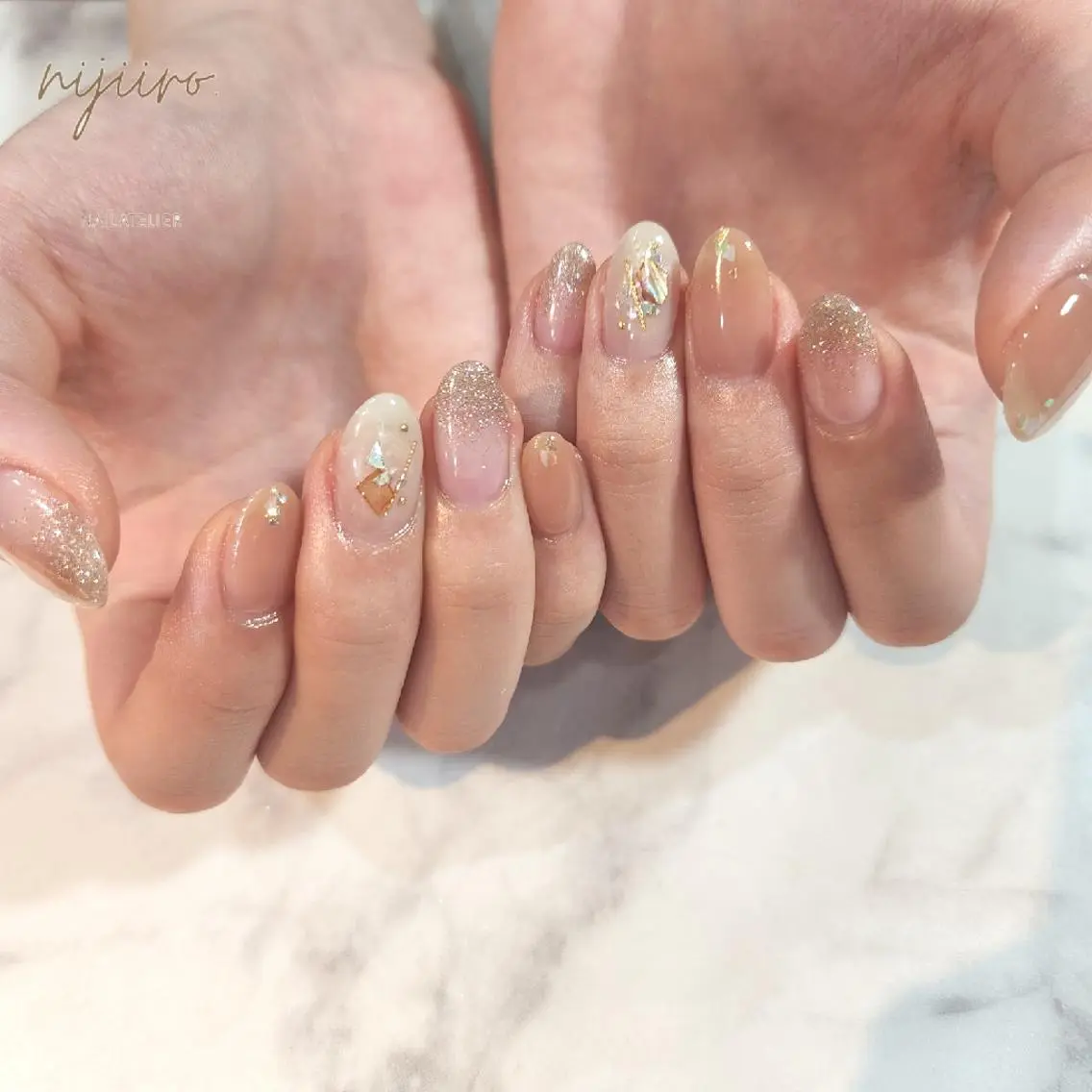 ネイル グラデーション ハンドネイル nijiiro🌈 サトウのネイルデザイン