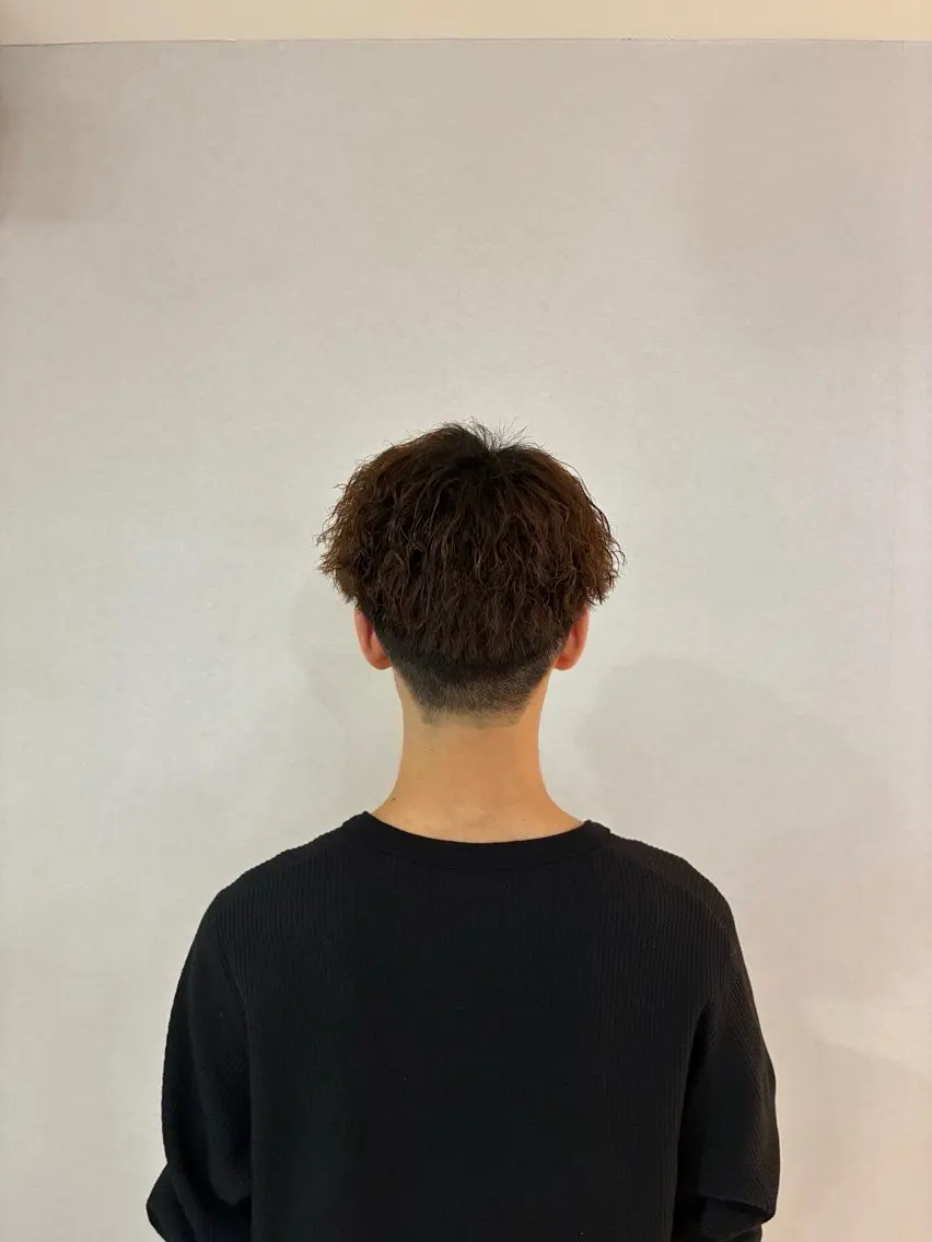 メンズ メンズパーマ ハナダ メイのヘアスタイル