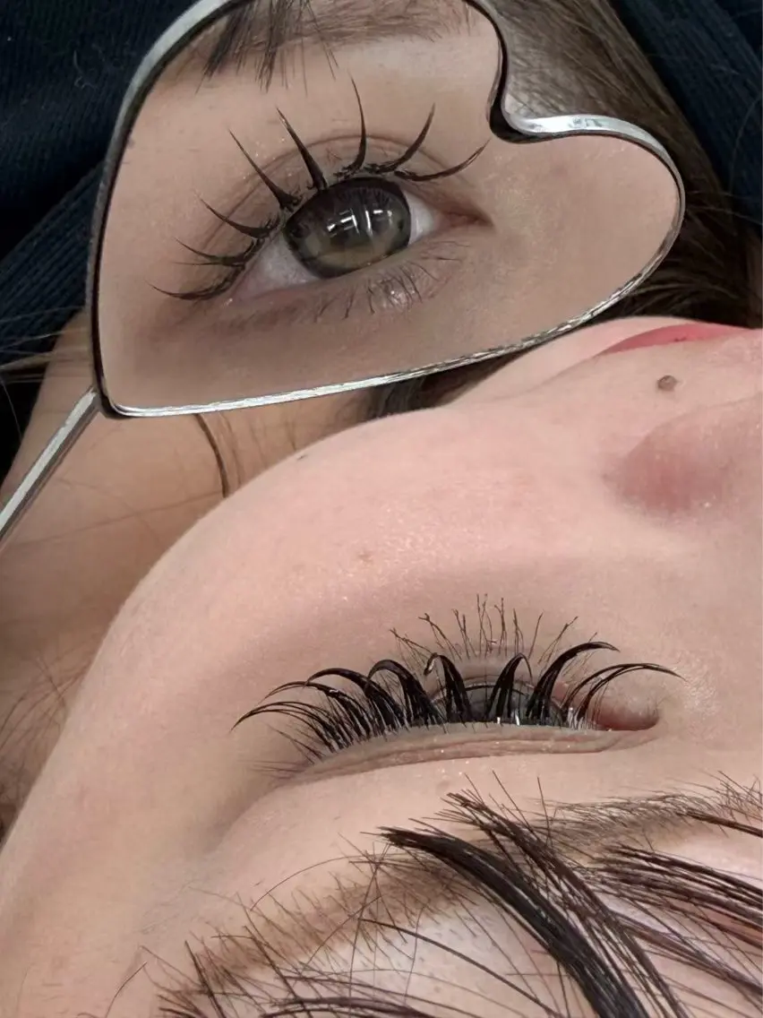 マツエク・マツパ キュート フラットラッシュ マツエク stunner eyelashのマツエク・マツパデザイン