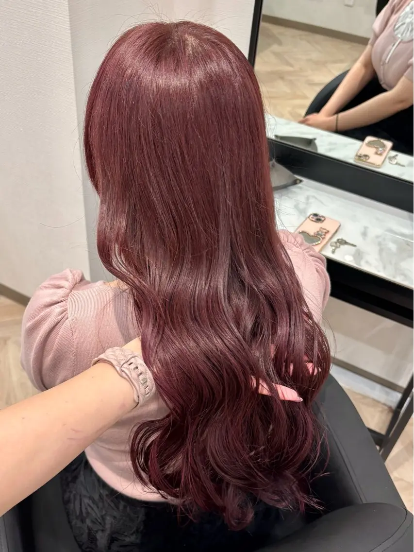 ロング カラー ブリーチ ラベンダーカラー ピンクカラー ピンクラベンダー ヘアカラー 𝒎𝒐𝒆🩰 名駅/ヘアメ/暖色♡のヘアスタイル