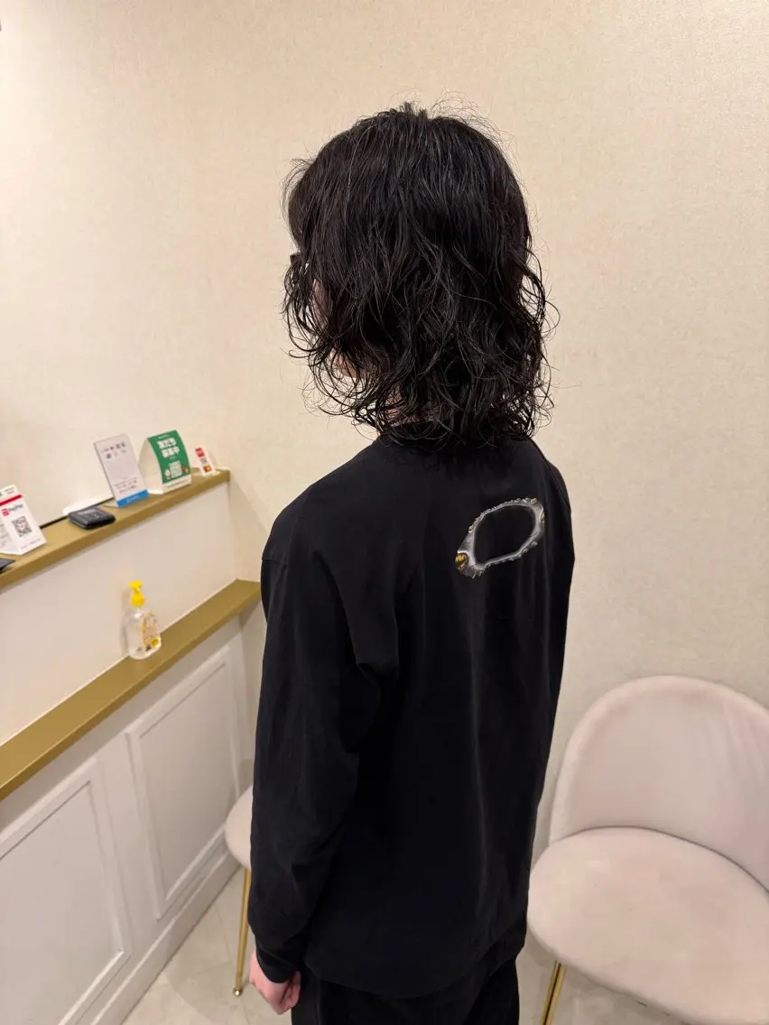 ミディアム ミディアムパーマ 顔周りカット レイヤーカット カット パーマ クラサワ オトのヘアスタイル