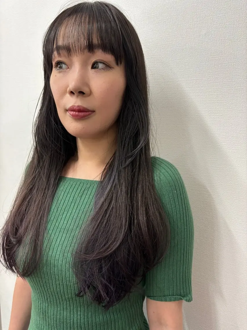 ロング ロングレイヤー 顔まわりレイヤー レイヤーカット ロング 小顔カット カット トリートメント モエカ -YUCCA-のヘアスタイル