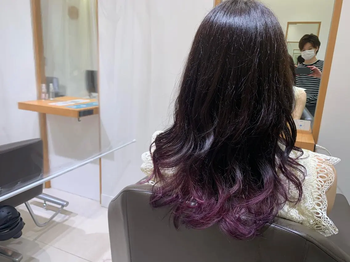 ロング ARMONY秋山輝也 コテ巻き風パーマ特化のヘアスタイル
