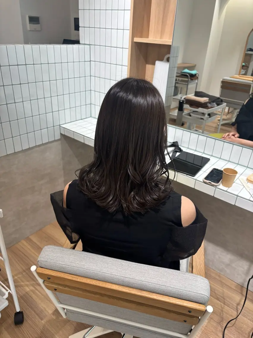 セミロング カラー 透明感カラー グレージュ オリーブグレージュ オリーブグレー 髪質改善 カット ヘアカラー トリートメント RINNO🌷透明感 カラー/髪質改善のヘアスタイル