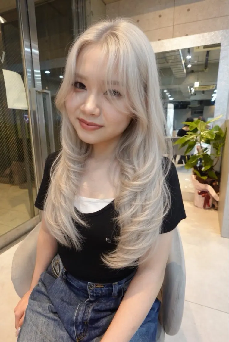 ロング ヘアカラー トリートメント SAYA/デザイン カラー/ケアブリーチのヘアスタイル