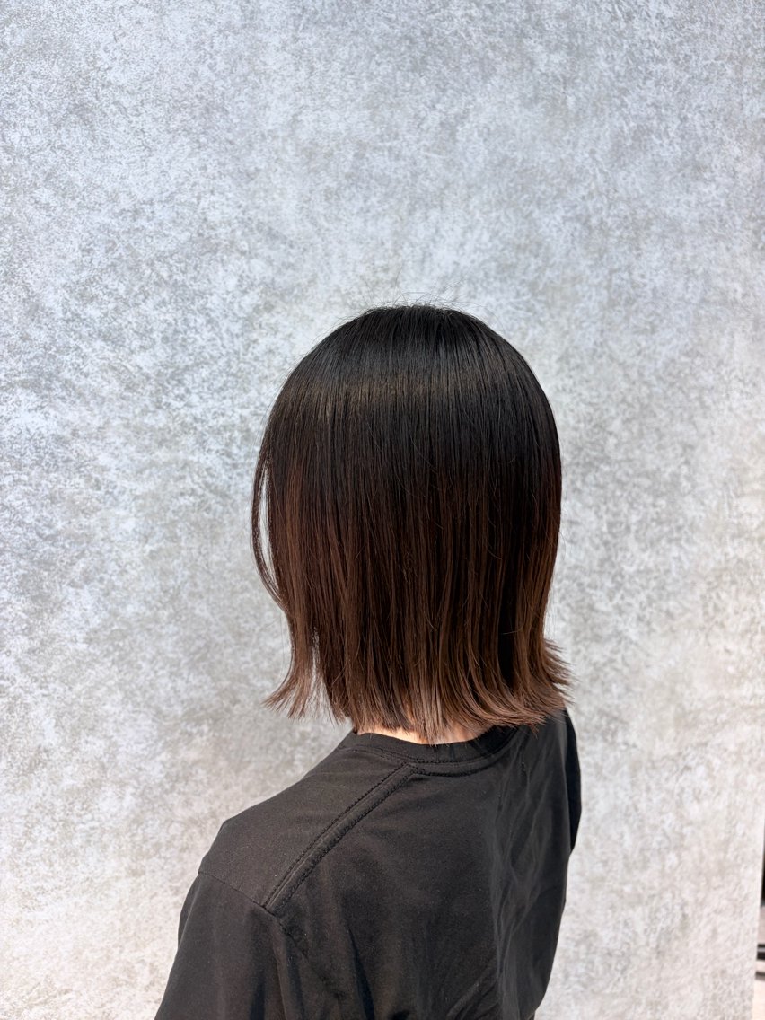 ミディアム カット ヘアカラー Honami💫 縮毛矯正/レイヤーのヘアスタイル