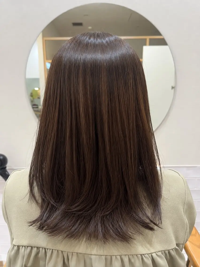セミロング レディースカット/ ヒグレアキコのヘアスタイル