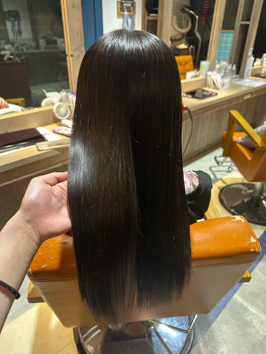 ロング カラー ヘアカラー トリートメント 艶髪×透明感カラー ののかのヘアスタイル