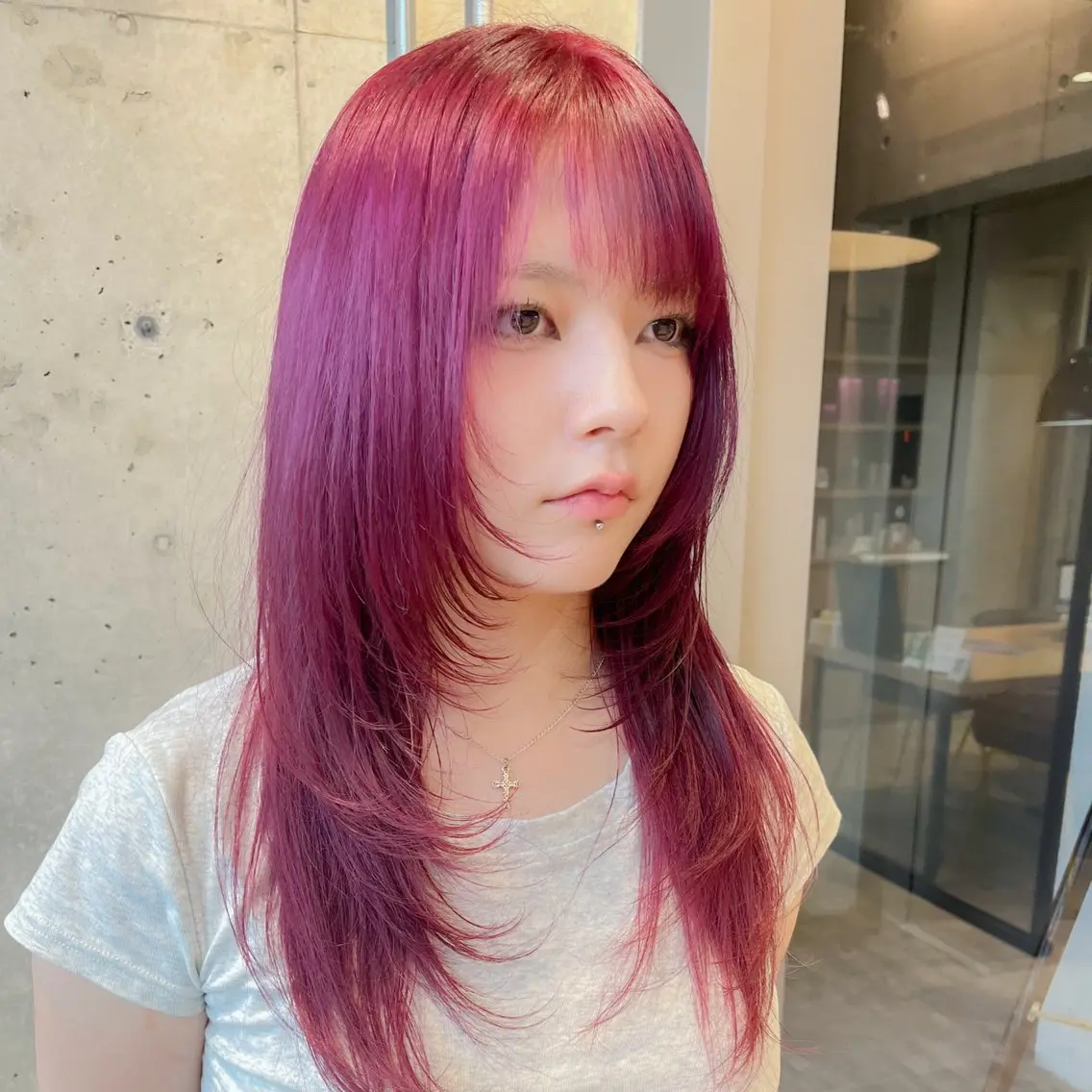 ☘️期間限定新規クーポン☘️ブリーチなしダブルカラー➕似合わせカット➕トリートメント #ミニモ学割#韓国風レイヤーカットの写真