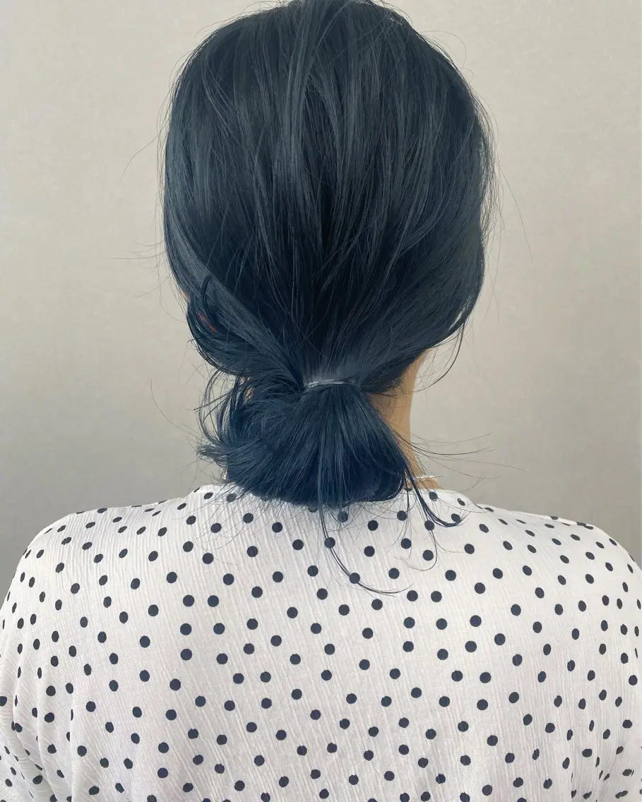ミディアム カラー ブリーチ ブルーカラー ネイビーカラー 福岡🍒ボブ🌼 ショート🌻大津成美のヘアスタイル
