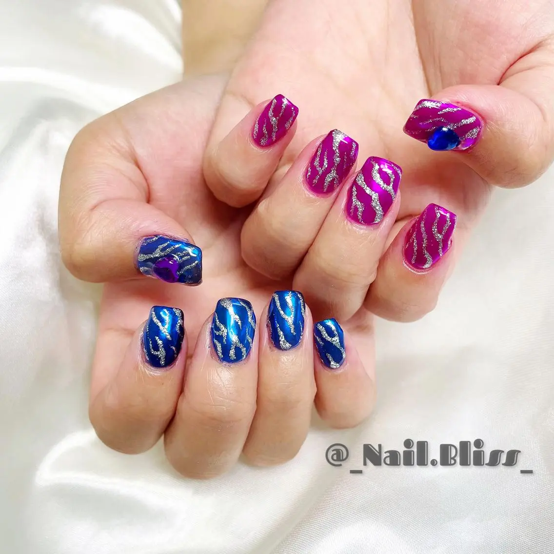 ネイル アニマル柄 ハンドネイル NAIL BLISSのネイルデザイン