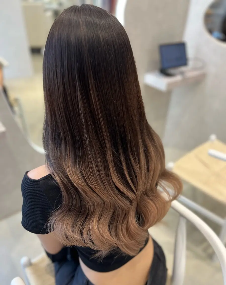 カット ヘアカラー トリートメント エクステ 小池 夏美のヘアスタイル