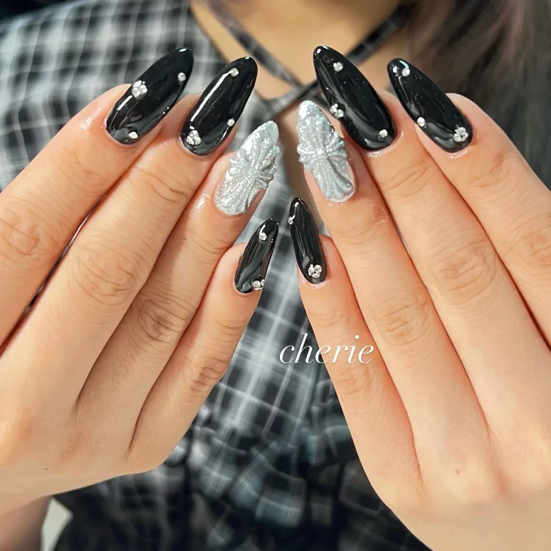 ネイル ハンドネイル Chérie moenaのネイルデザイン