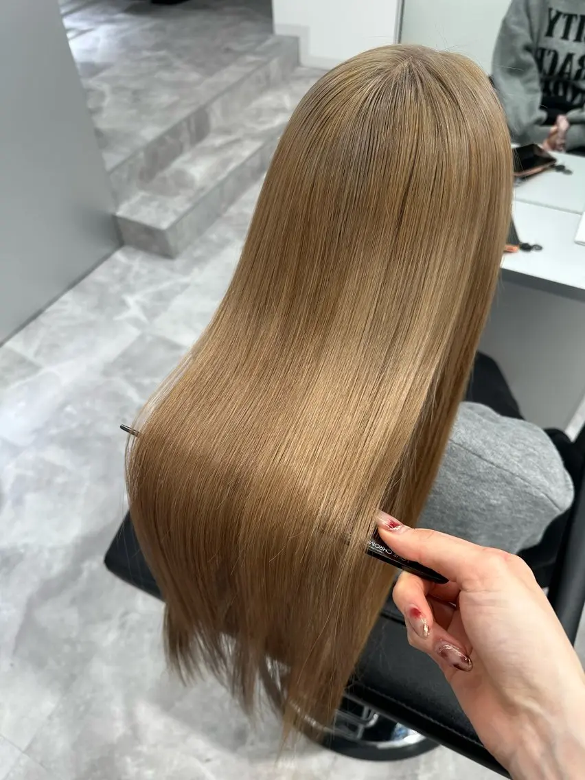 ロング カラー ブリーチ ケアブリーチ ヘアカラー トリートメント 💜髪質改善推し💜 Sein.せりのヘアスタイル