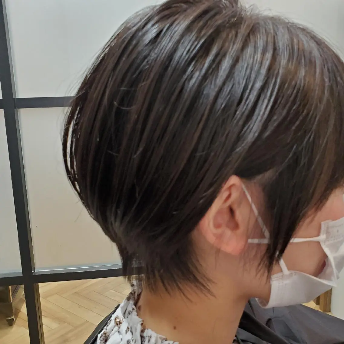デザインカット＋マッサージスパ  メンズカットも可の写真