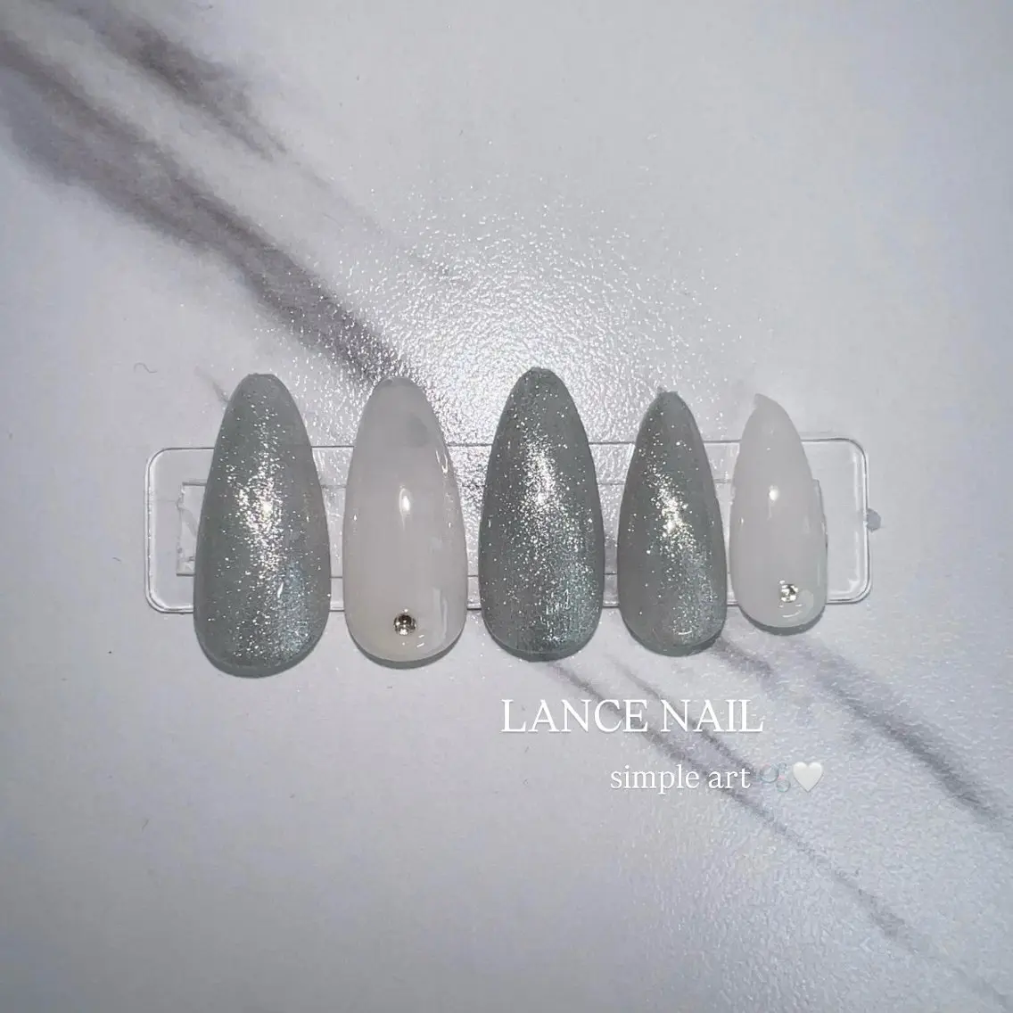 ネイル アートネイル キラキラネイル マグネットネイル シンプルネイル 京橋Lance Nail🫧RIKOのネイルデザイン