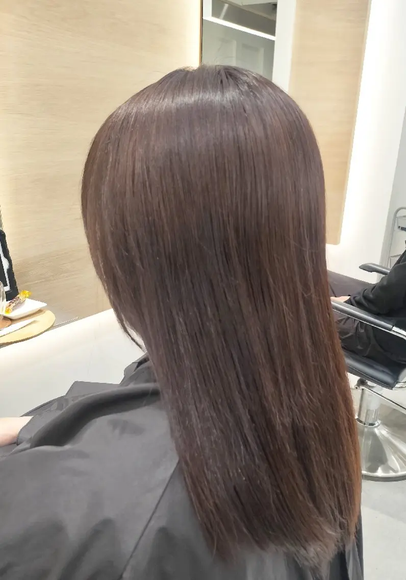ロング ヘアカラー ほんま ひろみのヘアスタイル