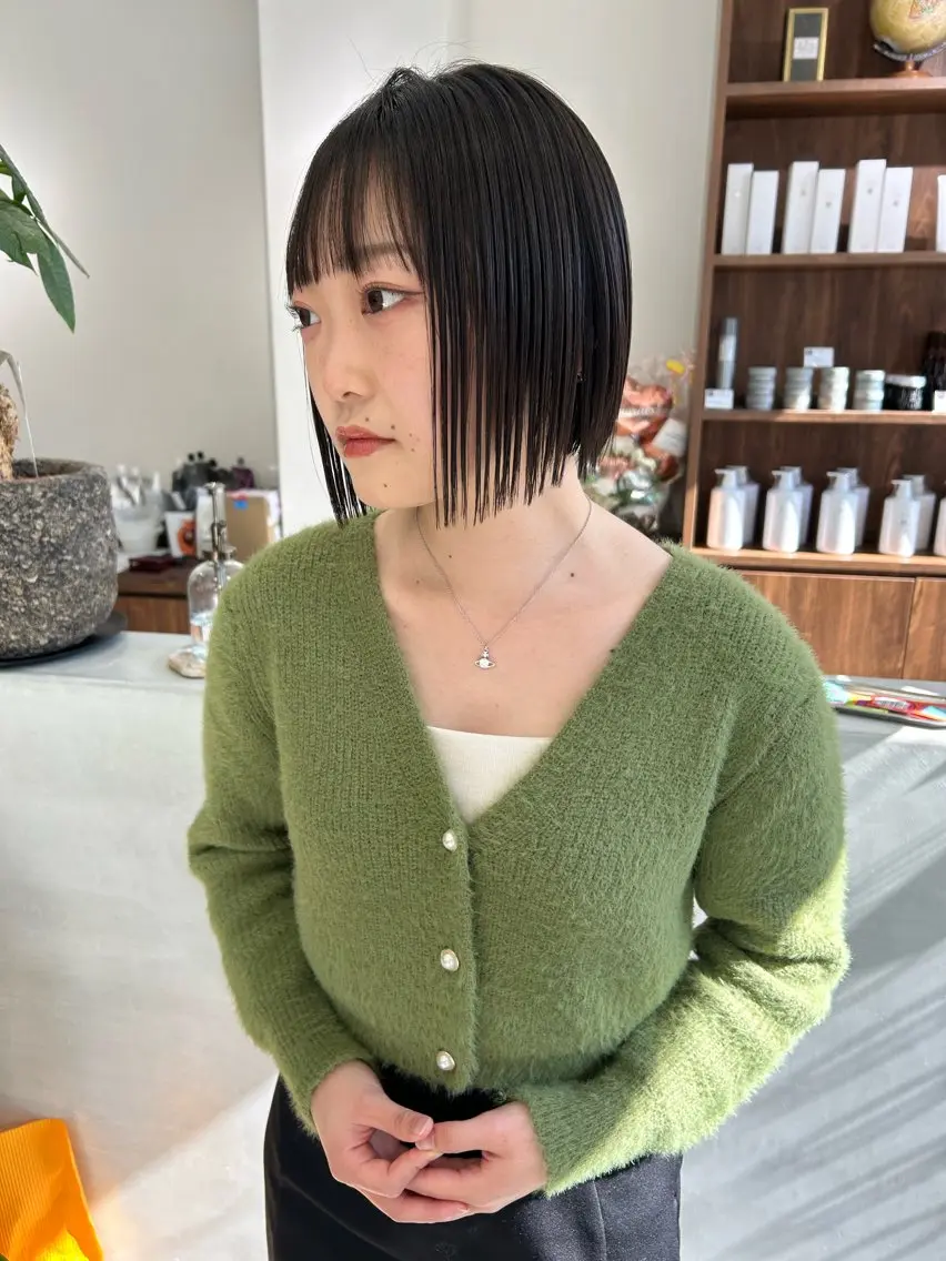 ショート ボブ 縮毛矯正 カット トリートメント (h)wim ウィムのヘアスタイル