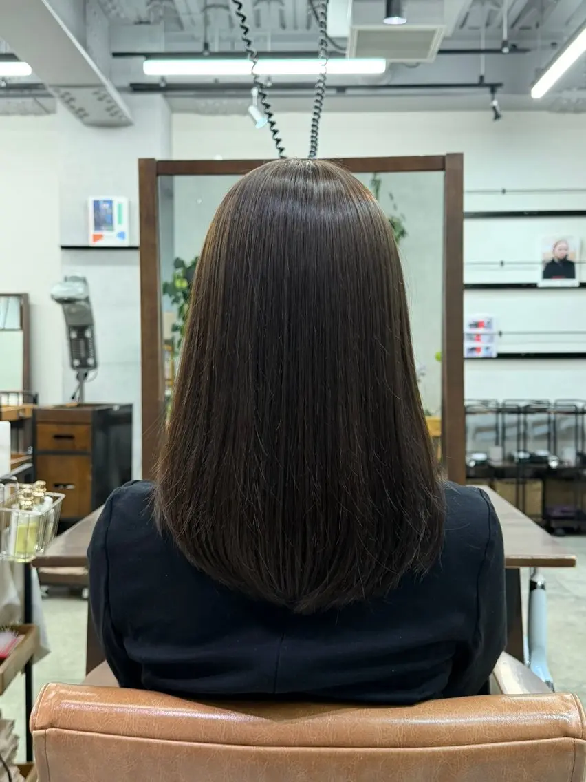 セミロング ヘアカラー Unami 新宿 ／kirariのヘアスタイル
