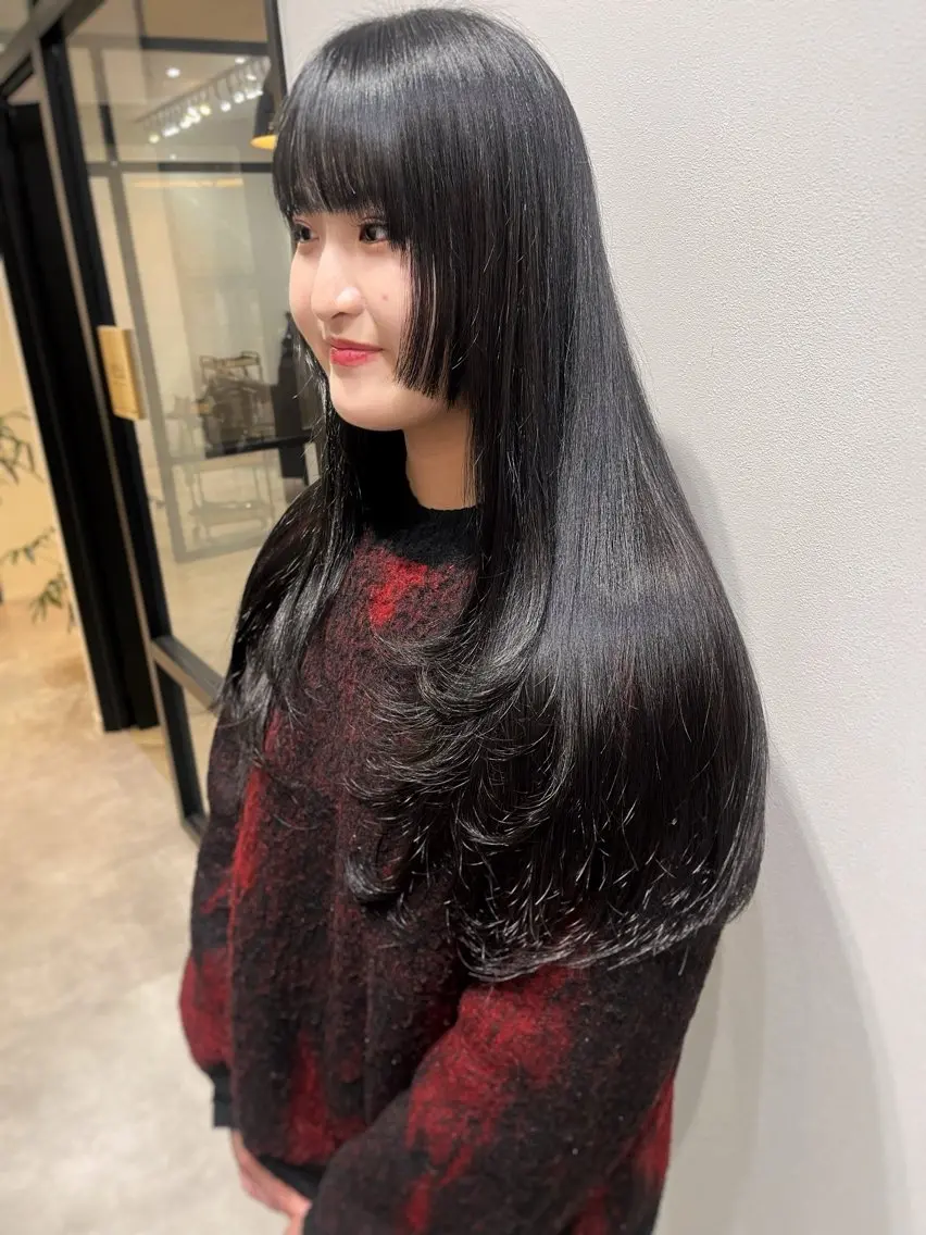 ロング カラー 姫カット レイヤーカット 🫧ぷる艶カラー🫧 Yuubi🦩のヘアスタイル