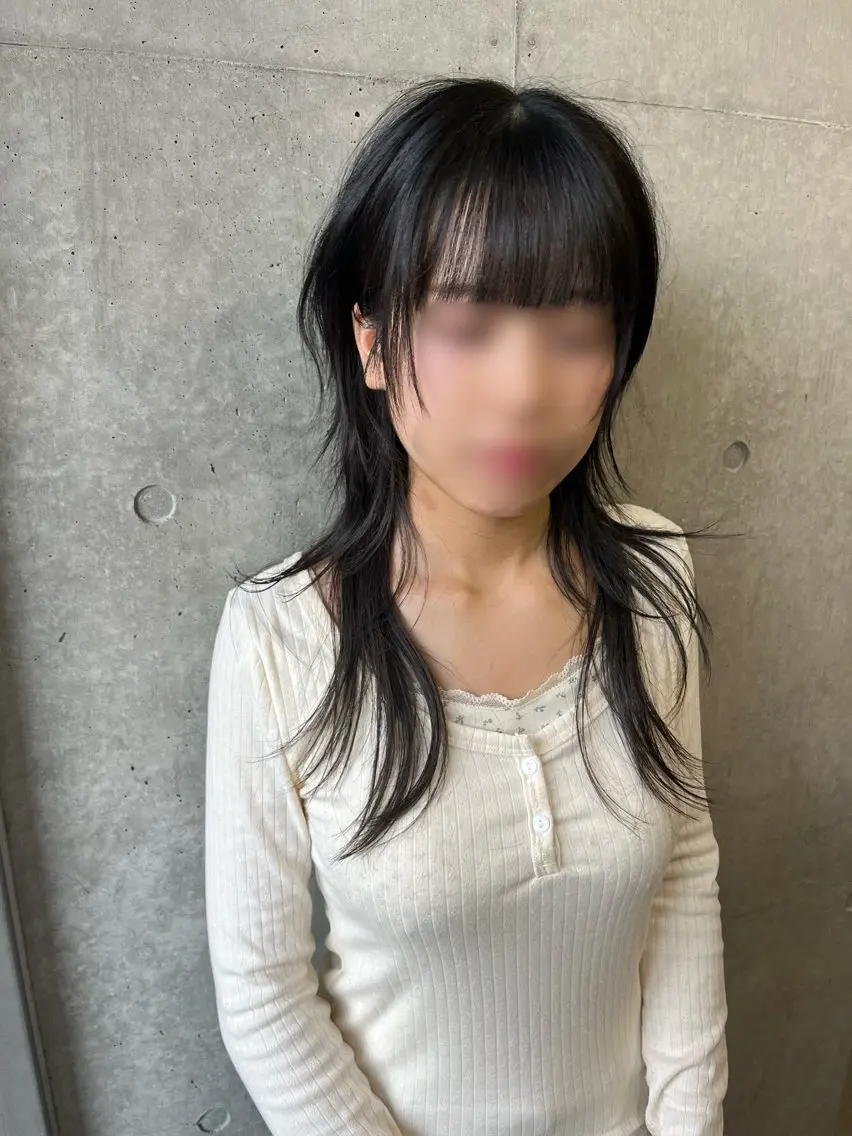 ロング ハッシュカット 韓国風ヘア カット 韓国タッセルカット レイヤーカットのヘアスタイル