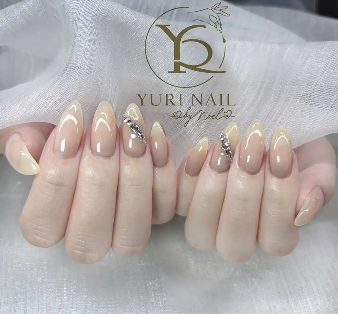 ネイル チークネイル フットネイル フレンチネイル グラデーション キラキラネイル ハンドネイル フットネイル ハンドケア YURI Nail Funabashiのネイルデザイン