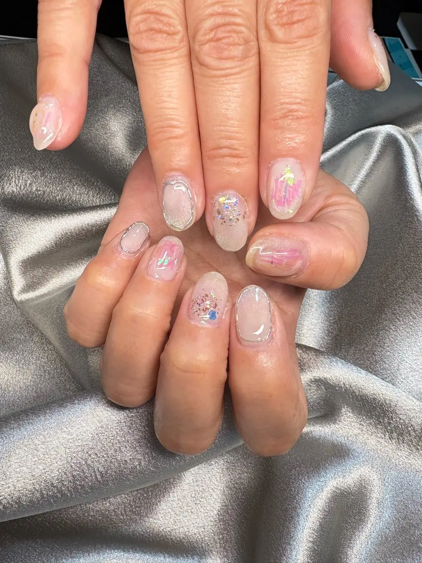 ネイル オーロラネイル キラキラネイル ニュアンスネイル シンプルネイル ハンドネイル Cocopelli N'STYLEのネイルデザイン