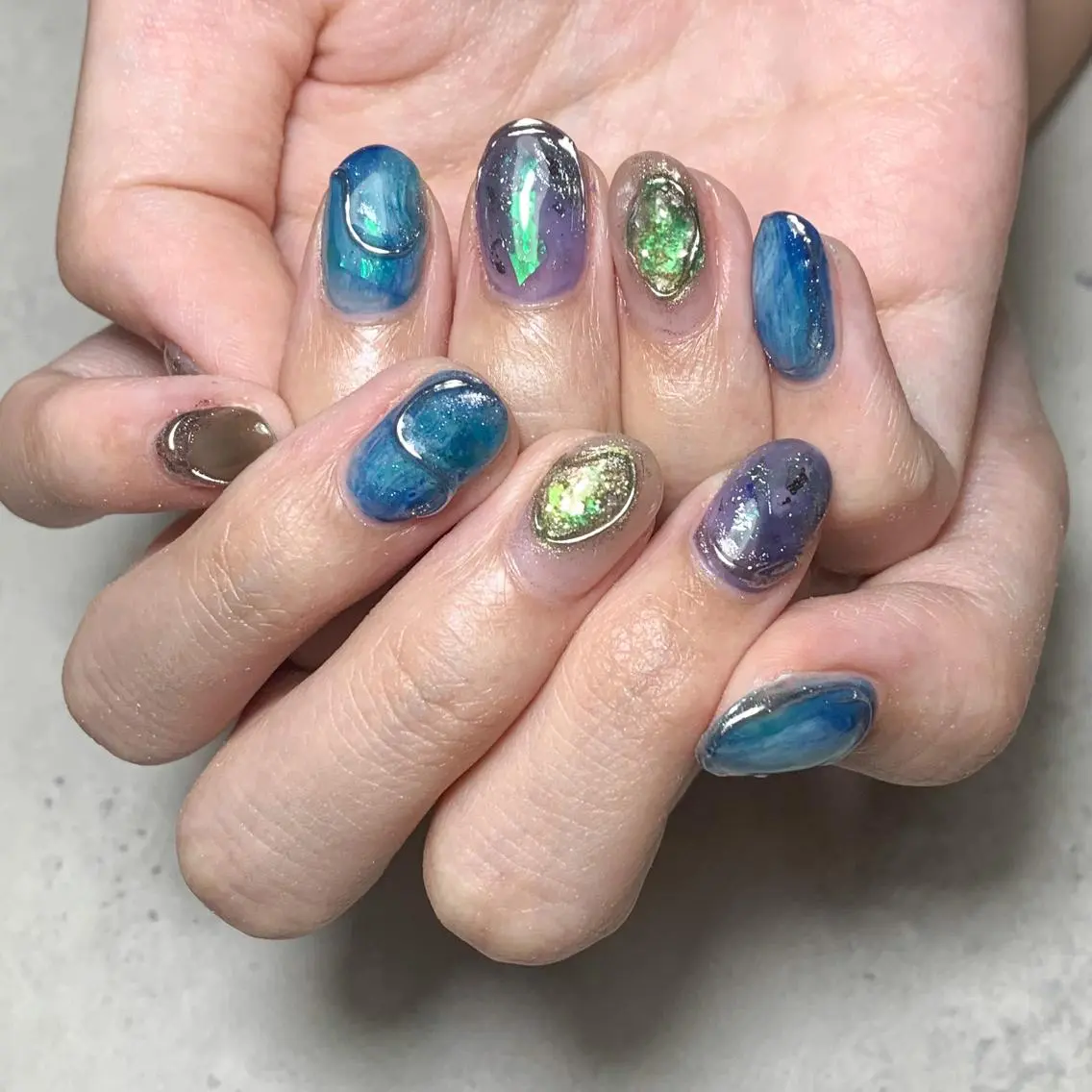 ネイル ハンドネイル FIORITURA aiのネイルデザイン