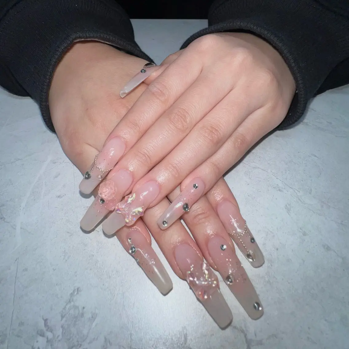 パーツ両手4本まで（オフ込み）の写真
